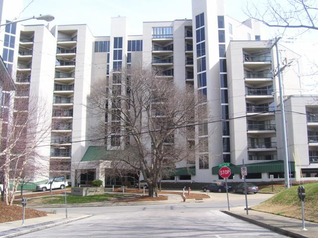 900 19th Avenue South #609