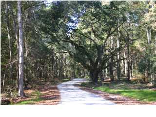 6 BOHICKET ESTATES DR