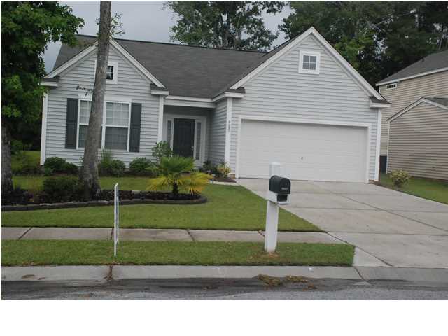 9037 GREENBRIAR DR