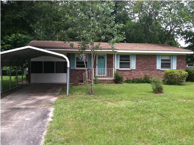 24 PRESTWICK CIR