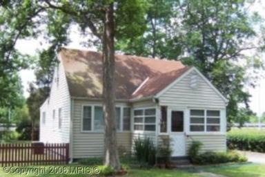 9105 Simpson LN