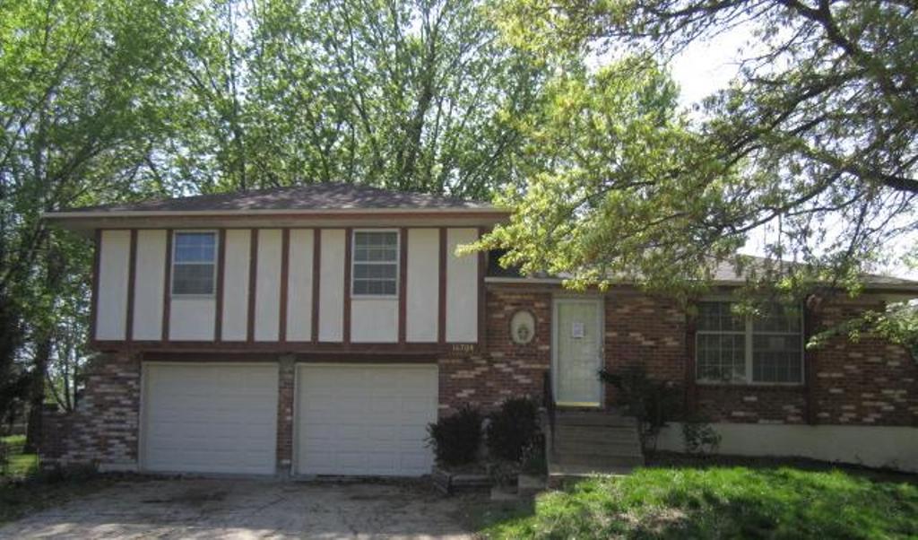 16704 Mckinley Court