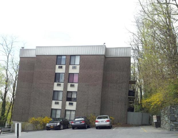130 Colonial Pkwy 4F