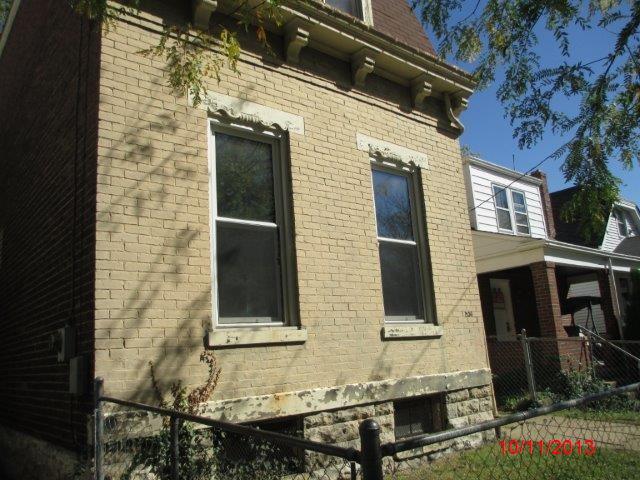 1534 Woodburn Ave