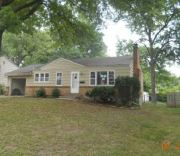 7423 Glenwood Ln