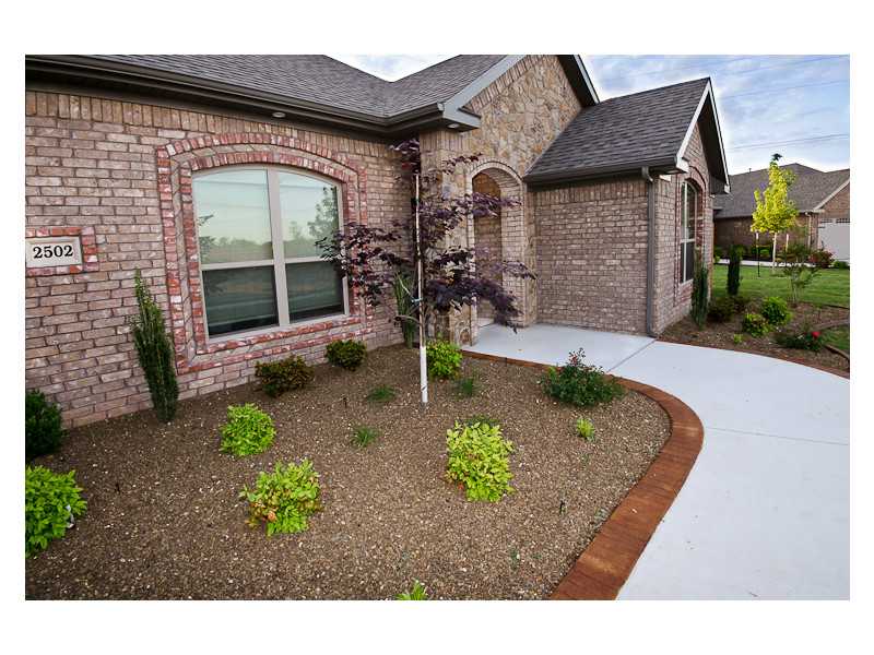 3405 NW EDGEWOOD AVE