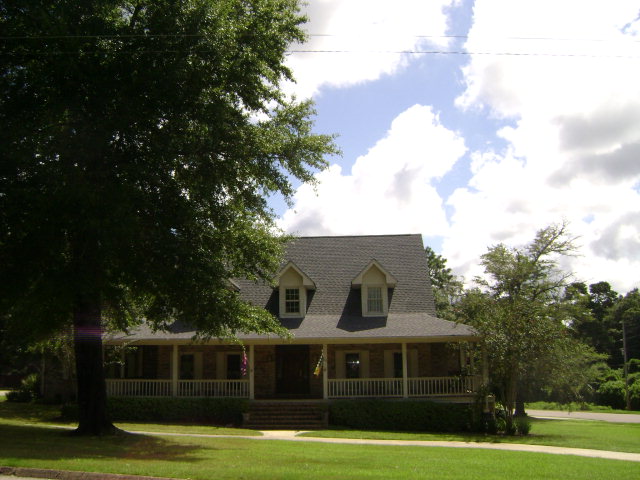 100 SHANNON DRIVE