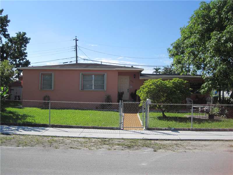 5980 SW 5 ST