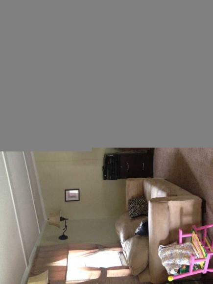 18 Tree Ln