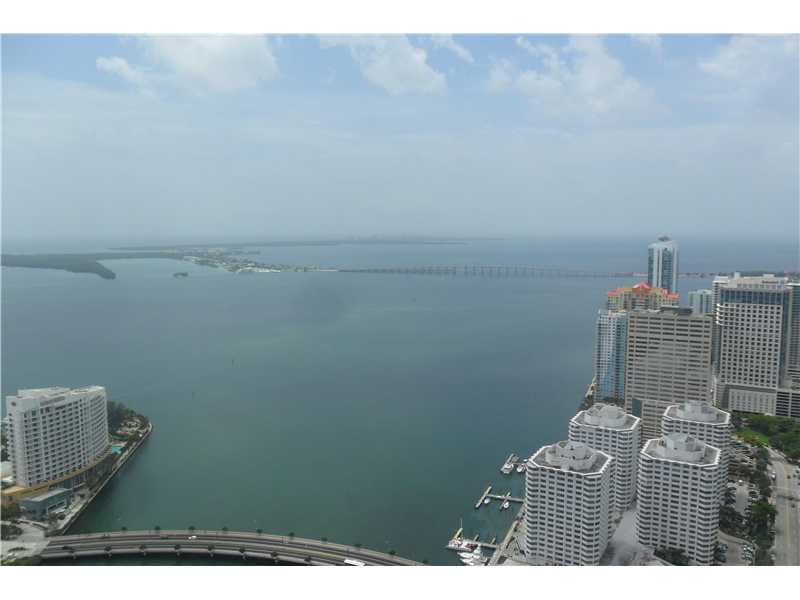 495 BRICKELL AV # 5607