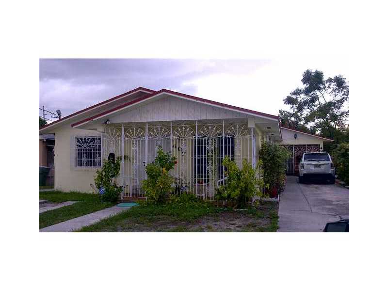 405 NW 43 PL
