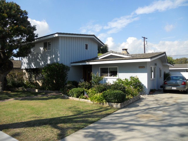 5127 Los FLores Street