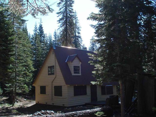1427 Ararat Drive