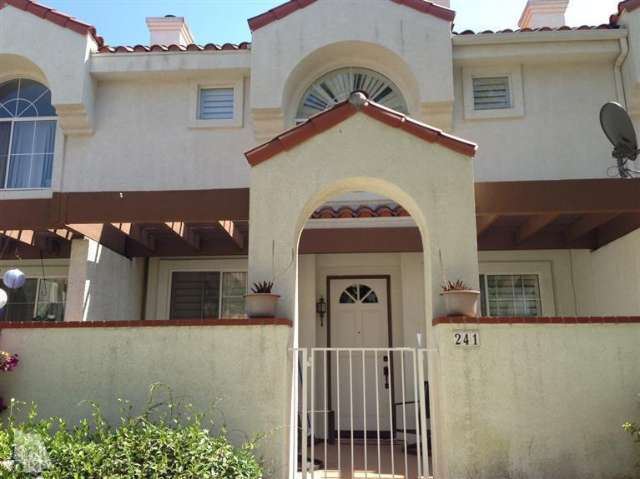 241 Camino Toluca
