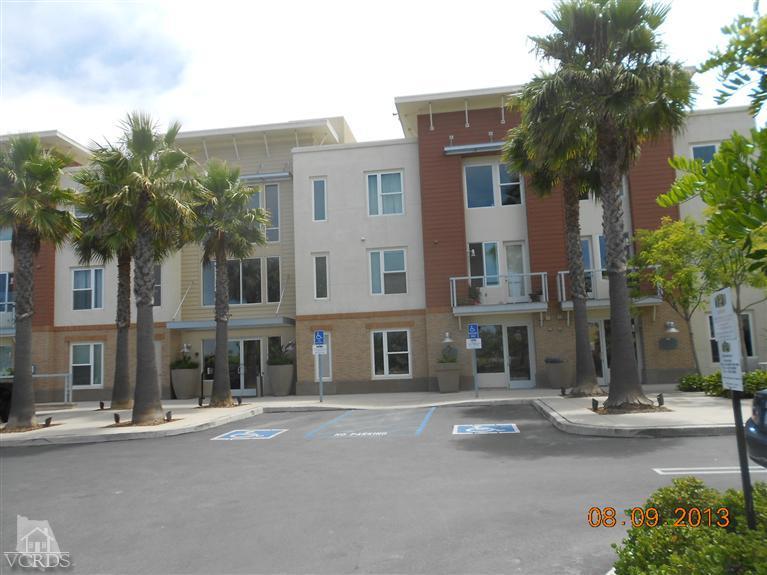 1901 Victoria Ave Unit 209