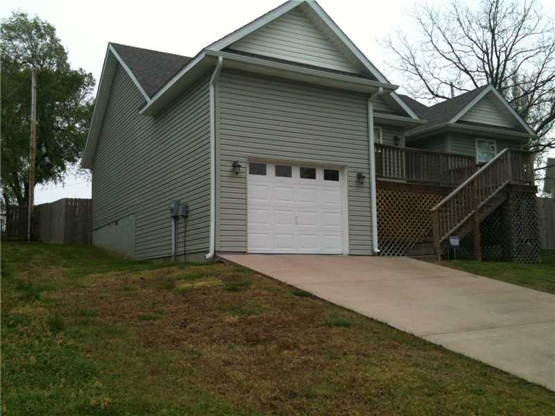 105 N. Cameron St