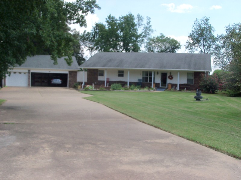 16 Mockingbird Ln.