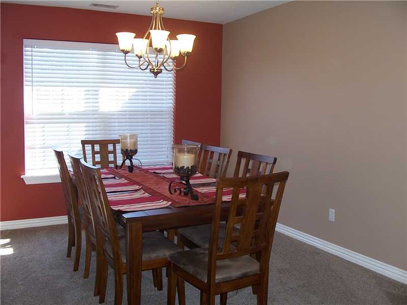 1917 Fescue Ct S