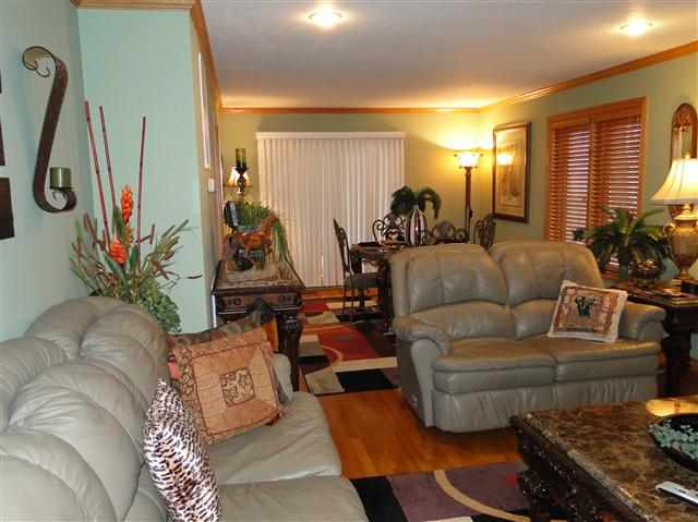 448 Forest Hills Drive Dr