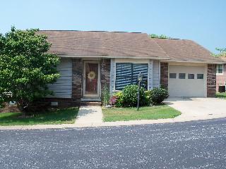 1722 White Oak Lane