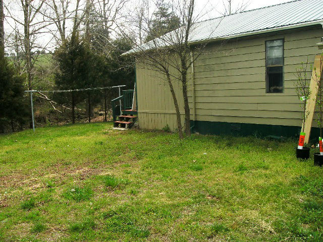 3647 E Coweta Falls Rd