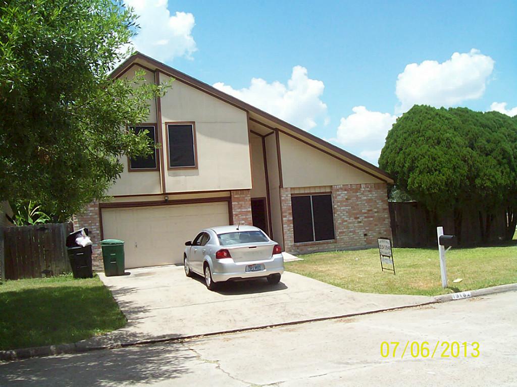 13102 Creekview Park  Drive