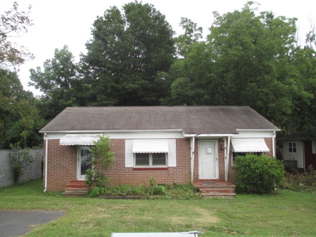 715 S Cherry Rd
