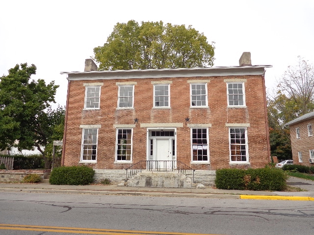 29 E Dayton St
