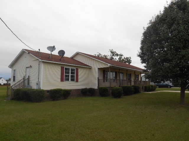 8768 Shaw Rd