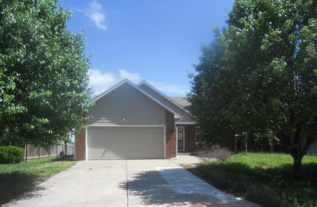 1685 N Prairie Run Cir