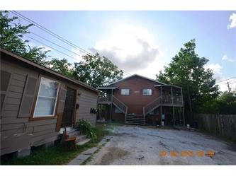 8127 1/2 Colonial Ln