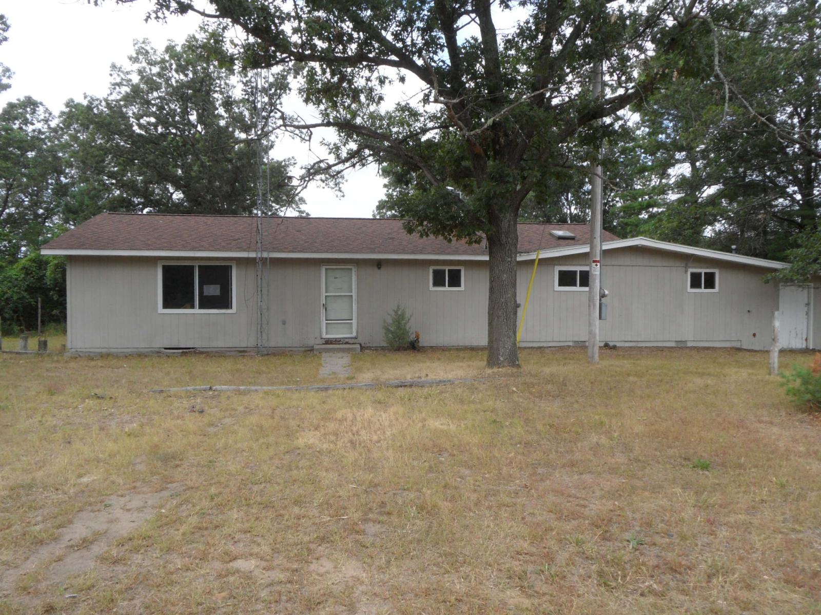 N2503 8th Ave