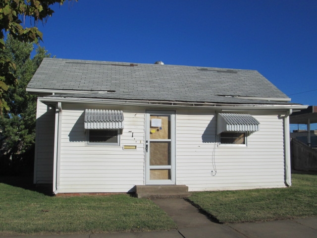 216 SW Cheyenne Ave