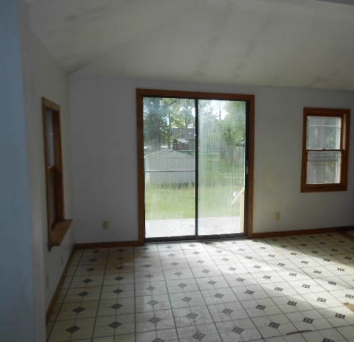 8805 West 49th Street