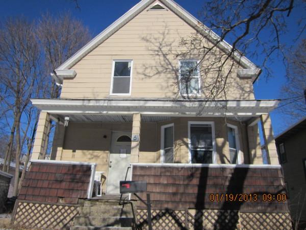 6 Colrain St