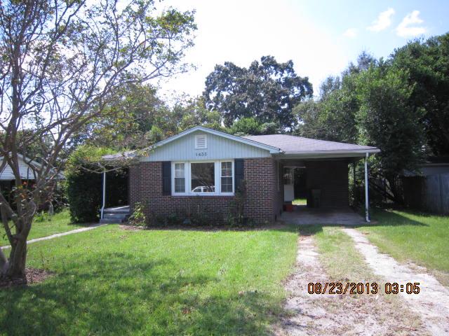 1433 Aralia Dr