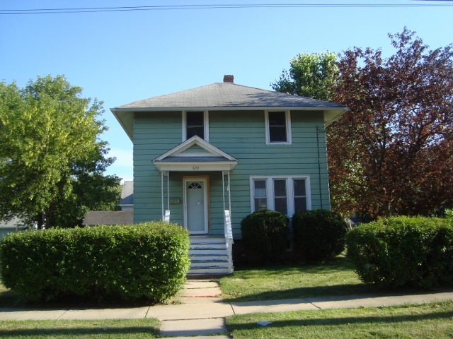 620 Sherry St