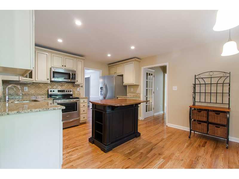 300 Nesbit Lake Court