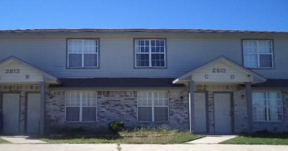 2813 Cantabrian Dr