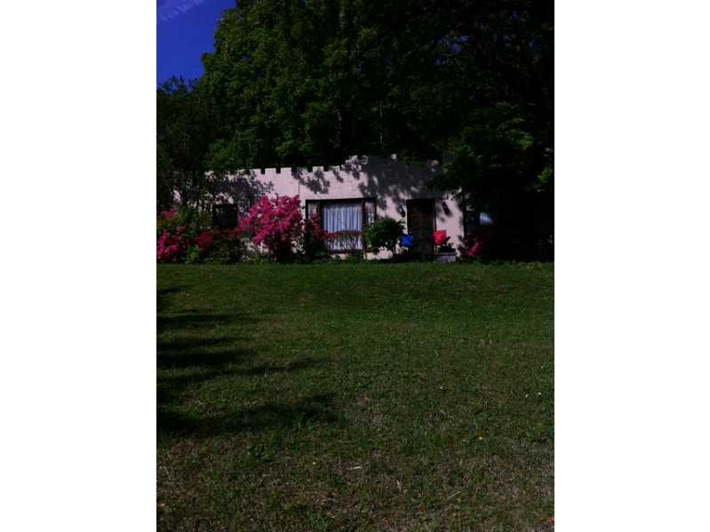 1979 Headland Drive