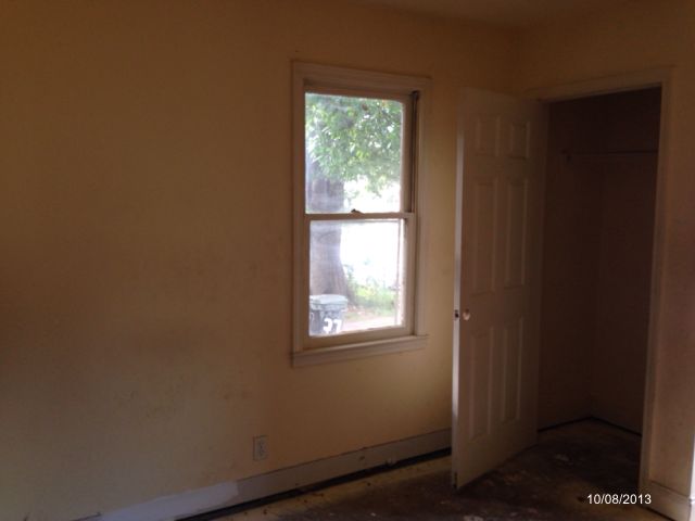 31 SE Brown Ave