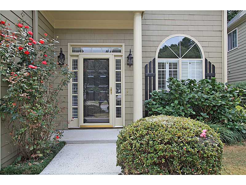 560 S Riversong Lane