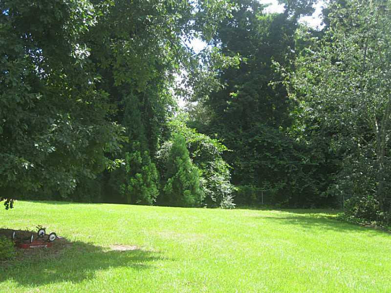 2175 Oakpointe Court