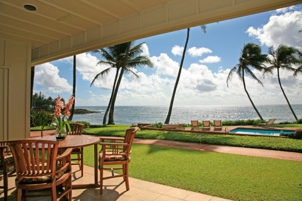 366 PAPALOA RD