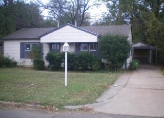 516 E Steed Dr