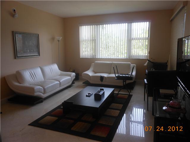 20000 E COUNTRY CLUB DRIVE # 214