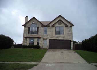 5008 Glenoak Dr