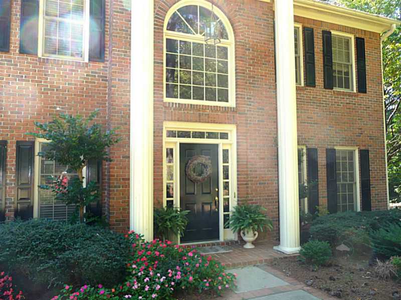 305 Laurel Green Way
