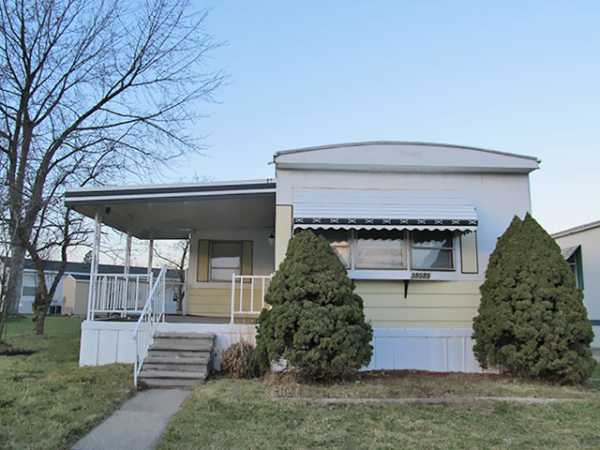 38085 ORLEANS