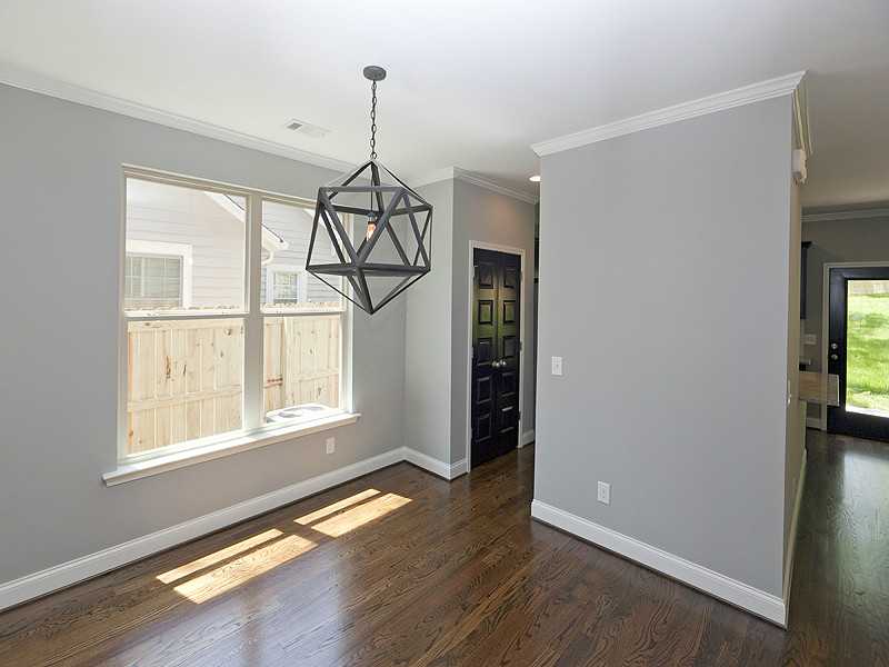 462 Lytle